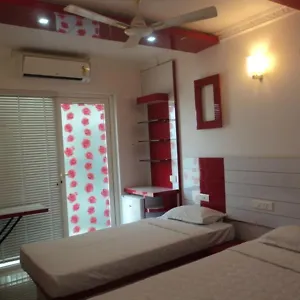 Royal Castle Hotel Kochi